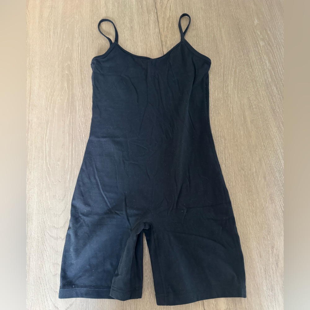 Aritzia Black Women's Bodysuit